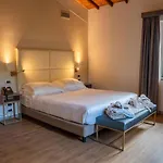 Lantgård Le Cappuccinelle Suites&spa *